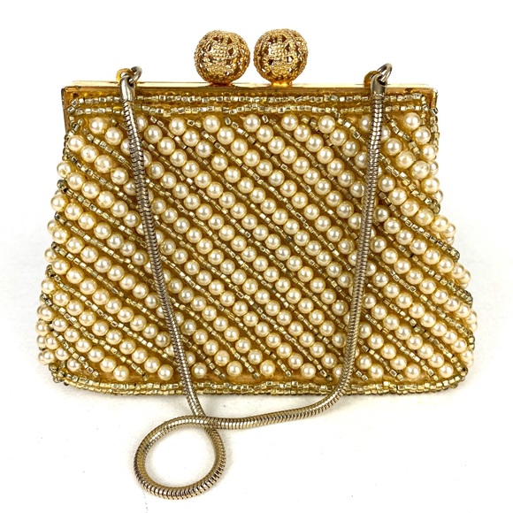 Vintage Handbags - Vintage Pearl Bag Clutch Beaded